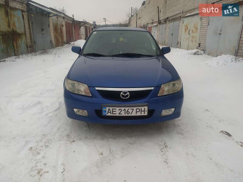 2001 mazda 323