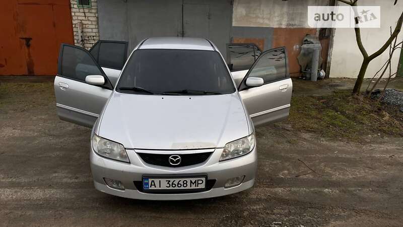 2001 mazda 323 f