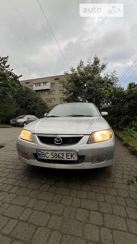 2003 mazda 323