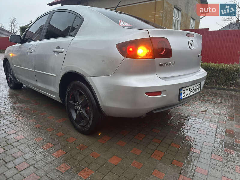 2004 mazda 3