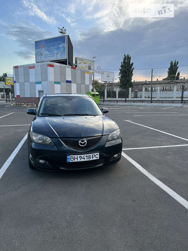 2005 mazda 3