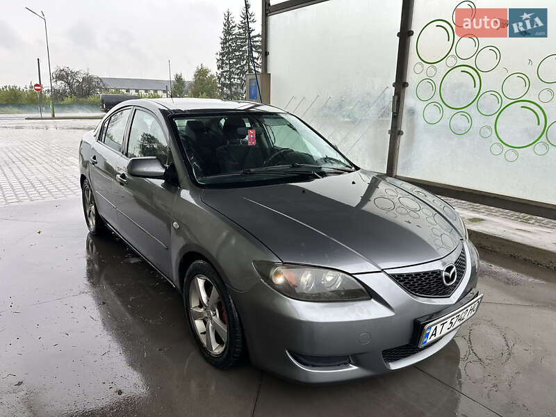 2004 mazda 323