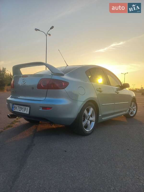 2003 mazda 3