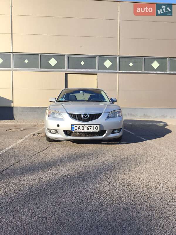 2005 mazda 3