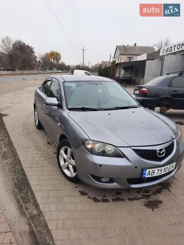 2004 mazda 3
