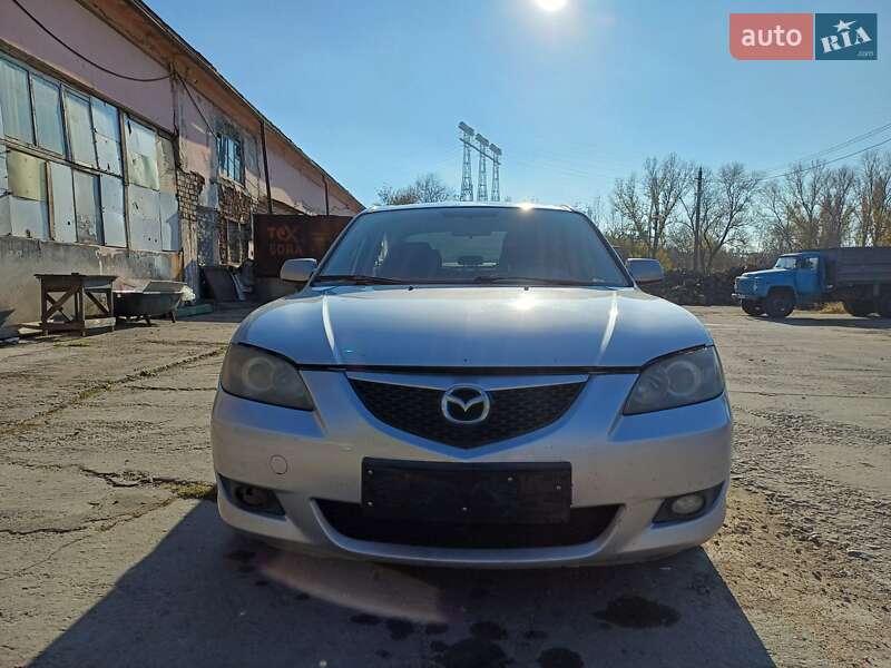 2004 mazda 3