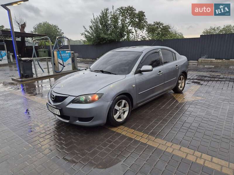 2004 mazda 3