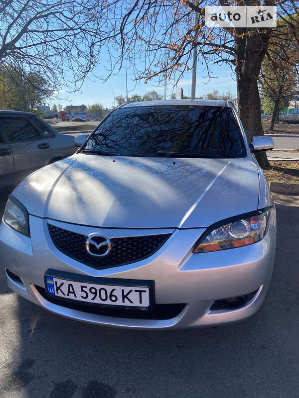 2005 mazda 3