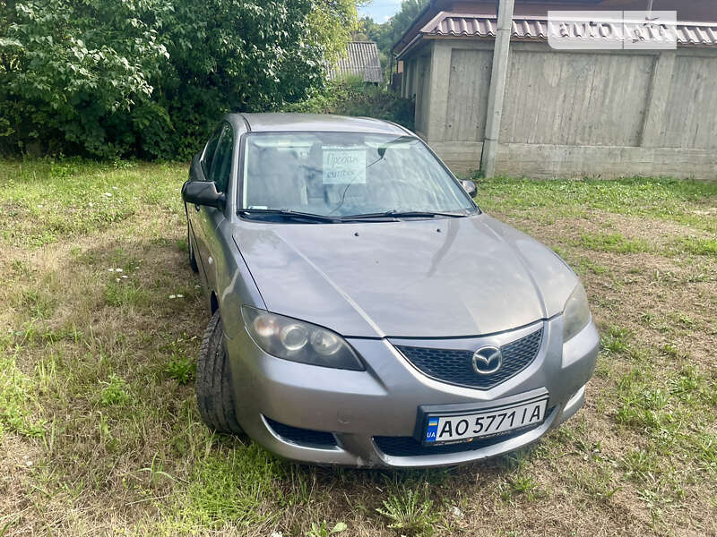 2005 mazda 3