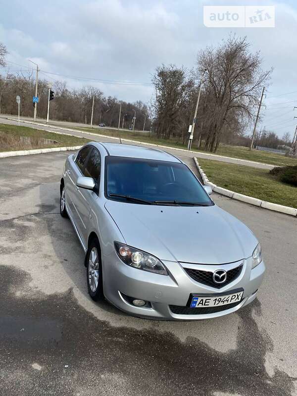 2004 mazda 3