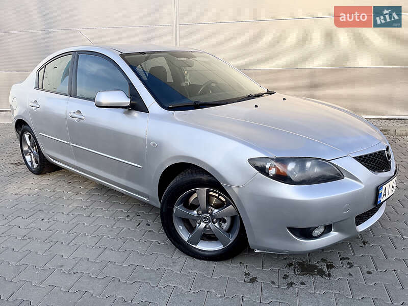2004 mazda 3