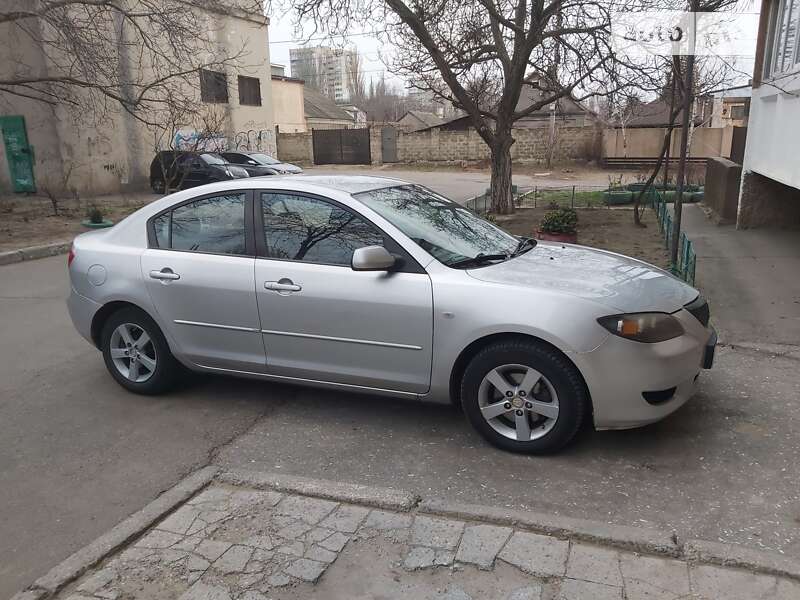 2004 mazda 3
