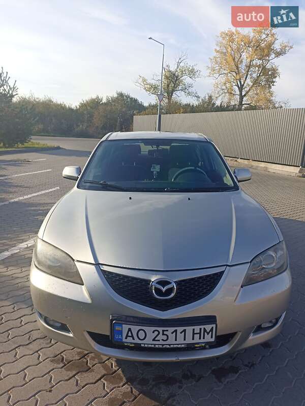 2005 mazda 3