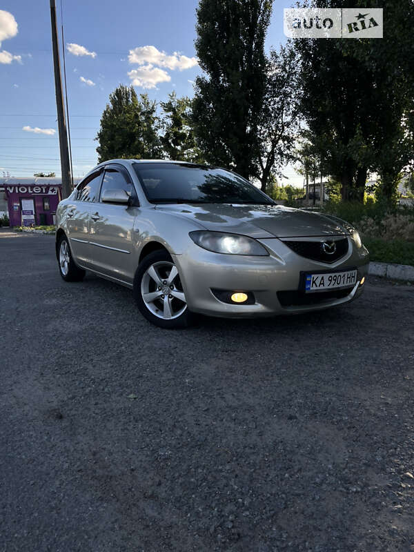 2005 mazda 3