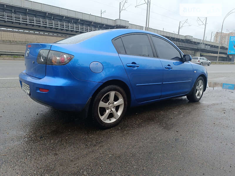 2005 mazda 3