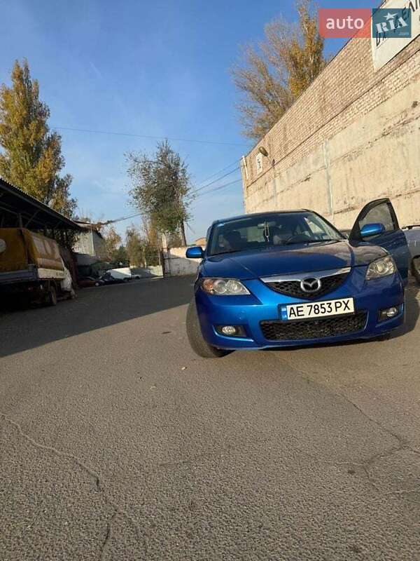 2005 mazda 3