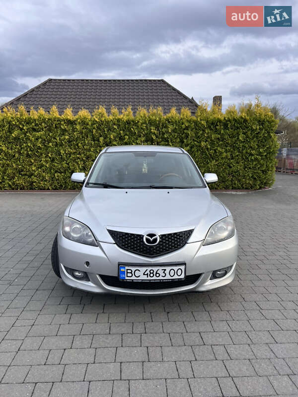 2004 mazda 3