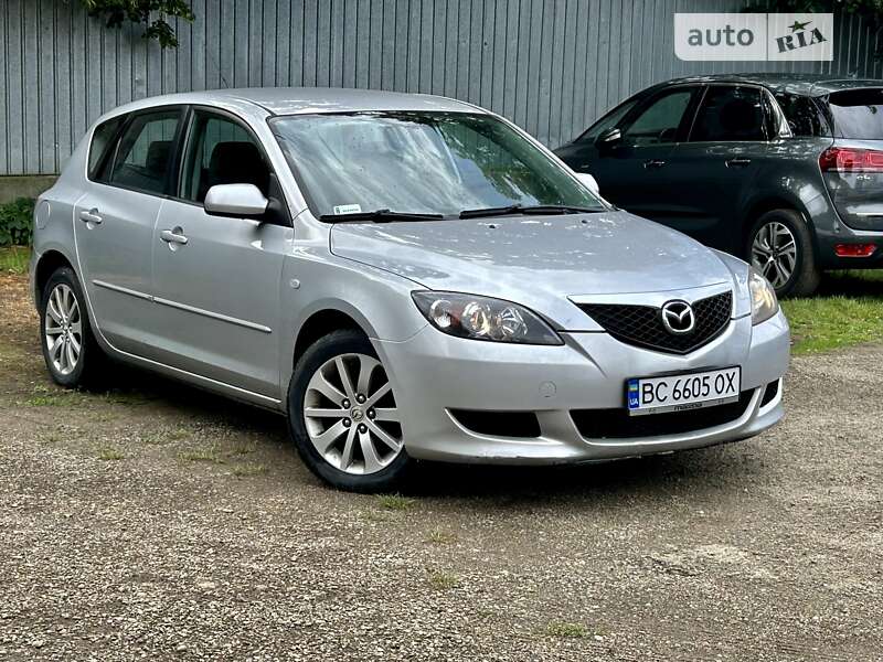 2004 mazda 3