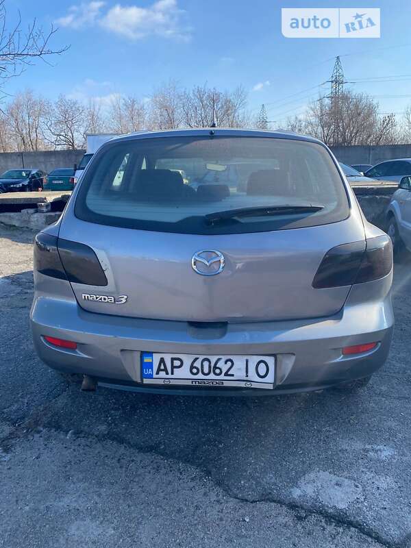 2004 mazda 3