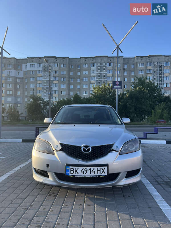 2005 mazda 3