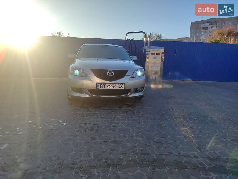 2004 mazda 3