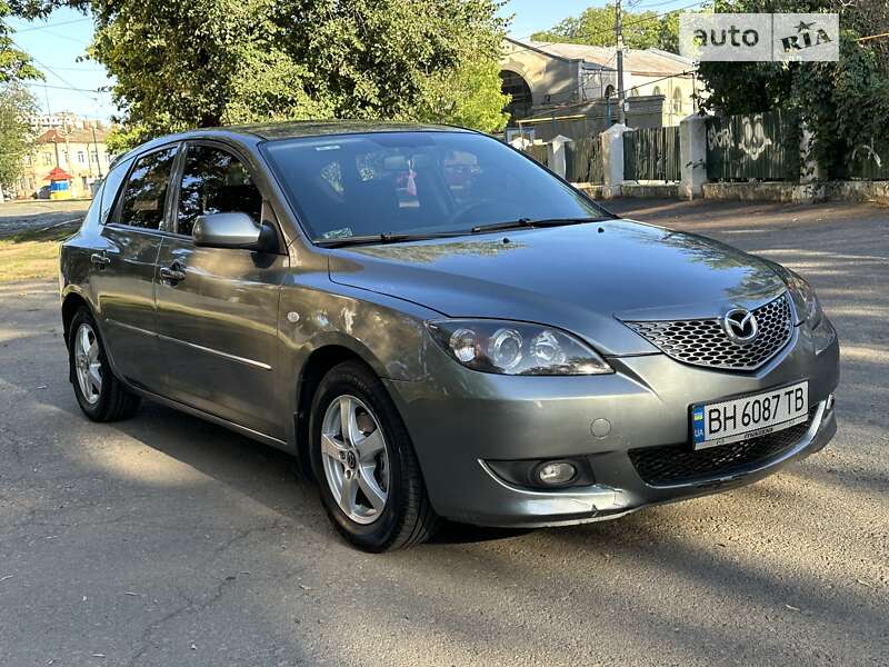 2004 mazda 3