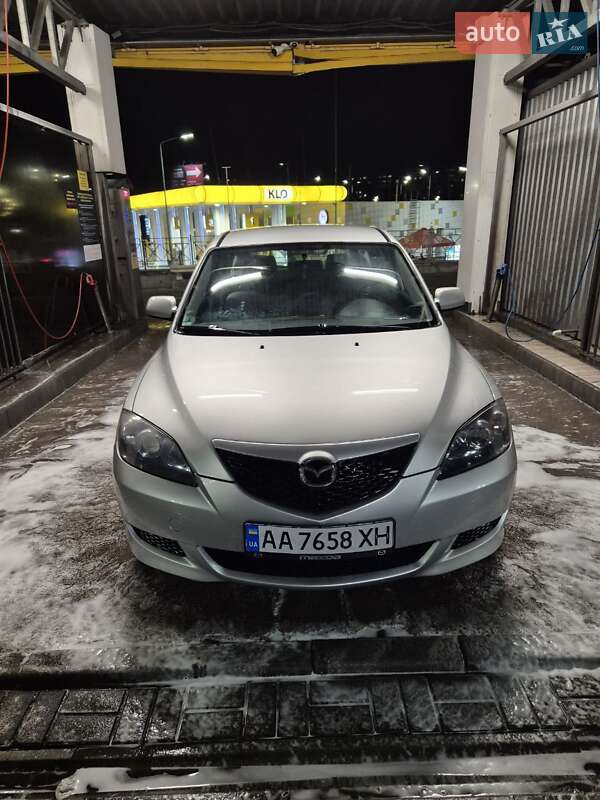 2004 mazda 3