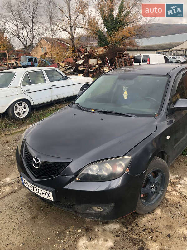 2005 mazda 3