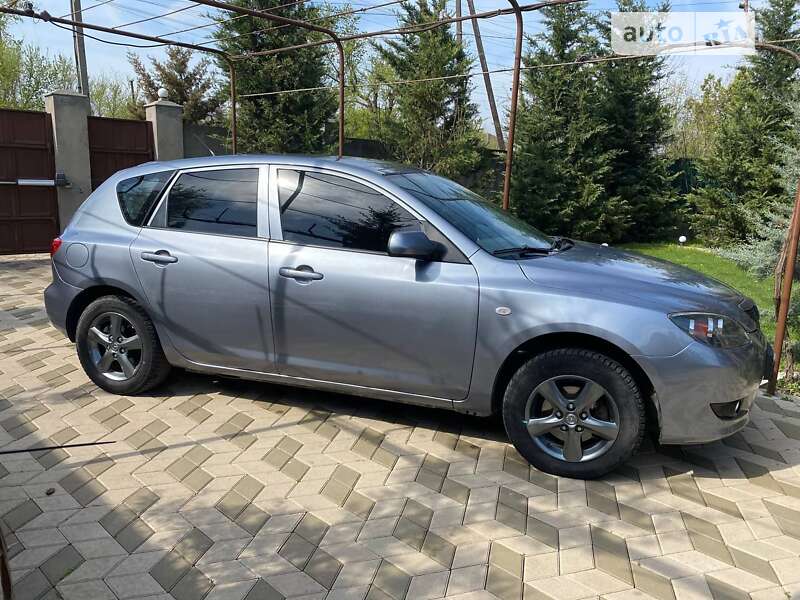 2003 mazda 3