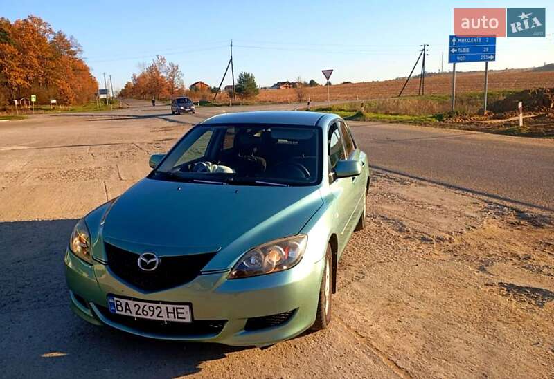2004 mazda 3