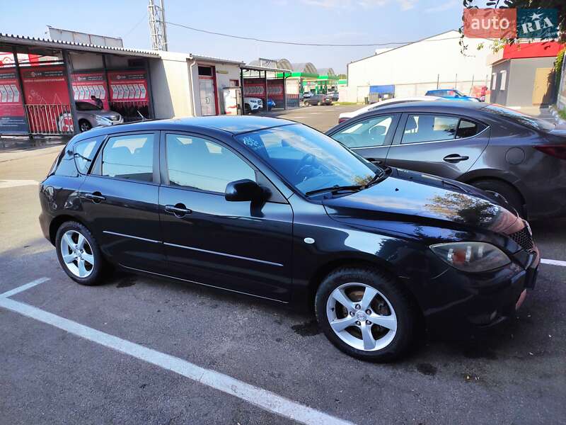 2004 mazda 3