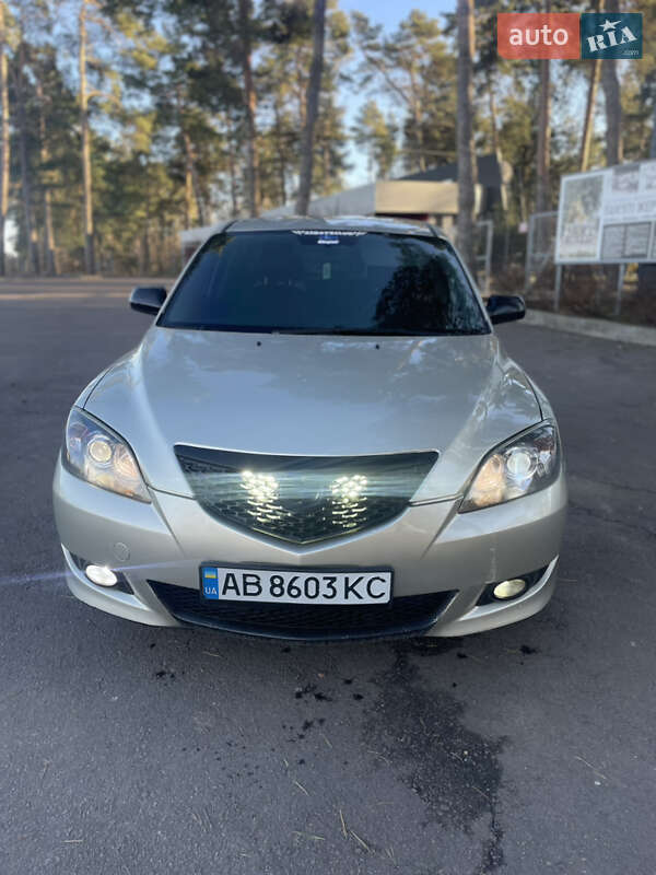 2004 mazda 3