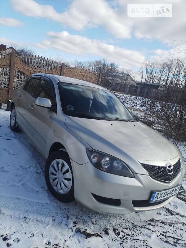 2004 mazda 3