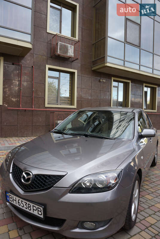 2005 mazda 3