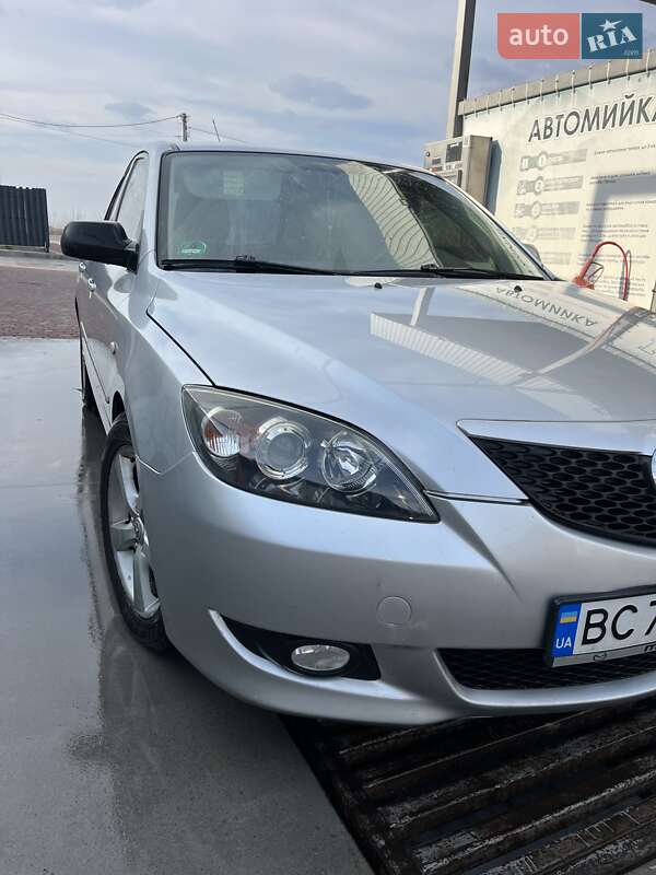 2005 mazda 3