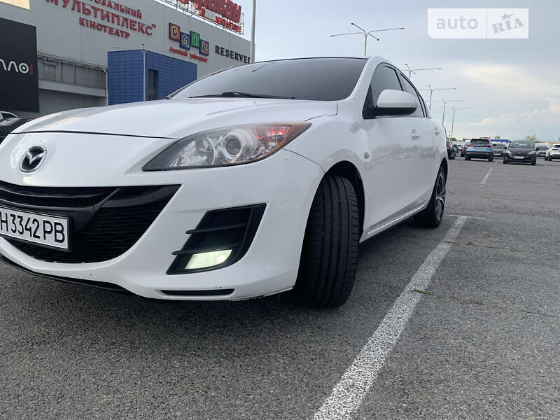 2010 mazda 3