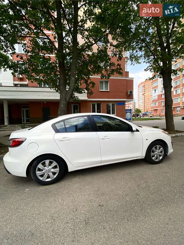 2010 mazda 3