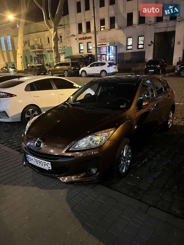 2012 mazda 3