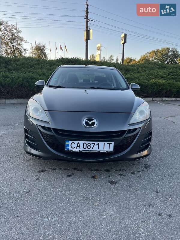 2011 mazda 3