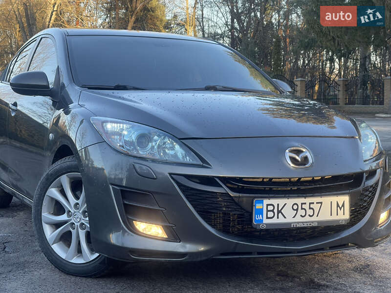 2011 mazda 3