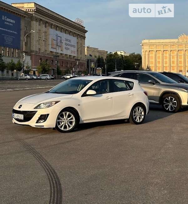 2011 mazda 3