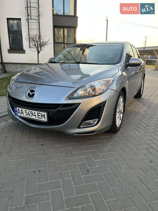 2012 mazda 3