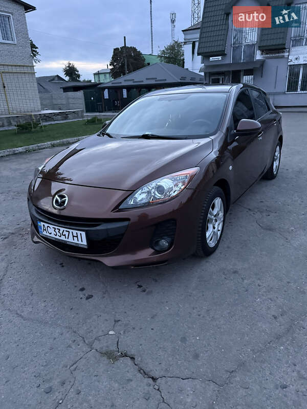 2011 mazda 3
