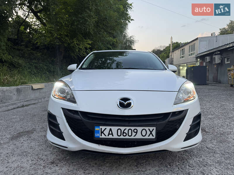2011 mazda 3