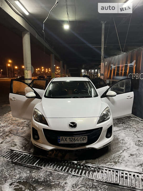 2011 mazda 3