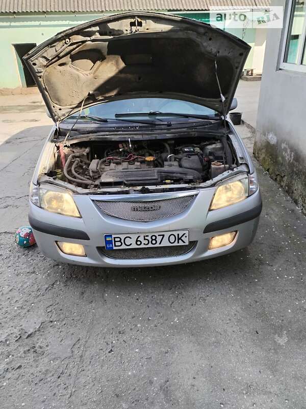 2000 mazda premacy