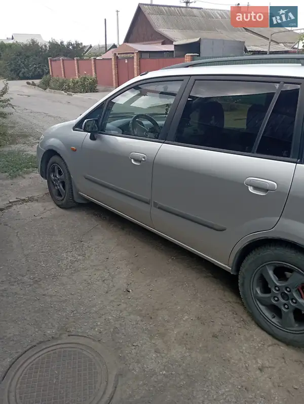 2002 mazda premacy