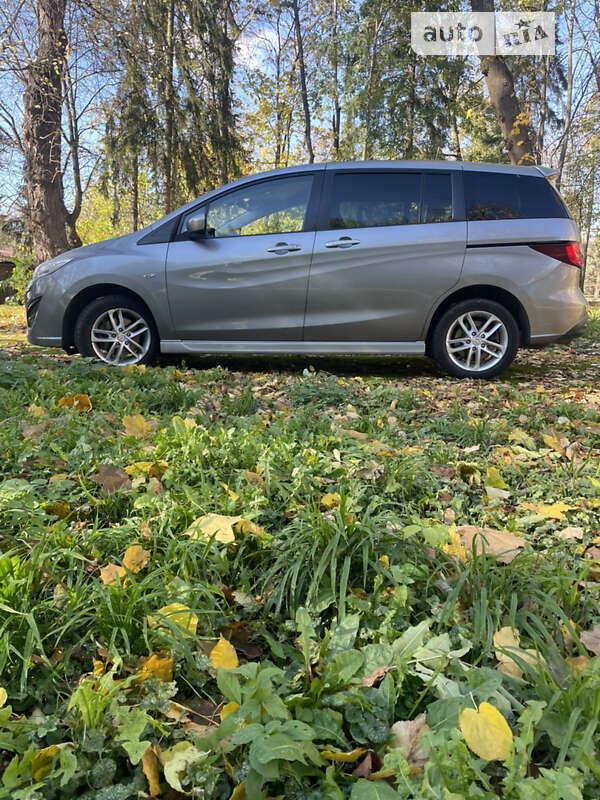 2011 mazda 5