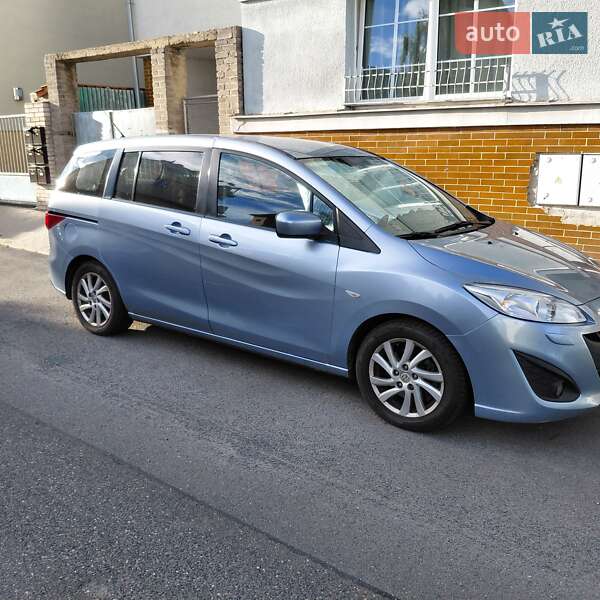 2011 mazda 5