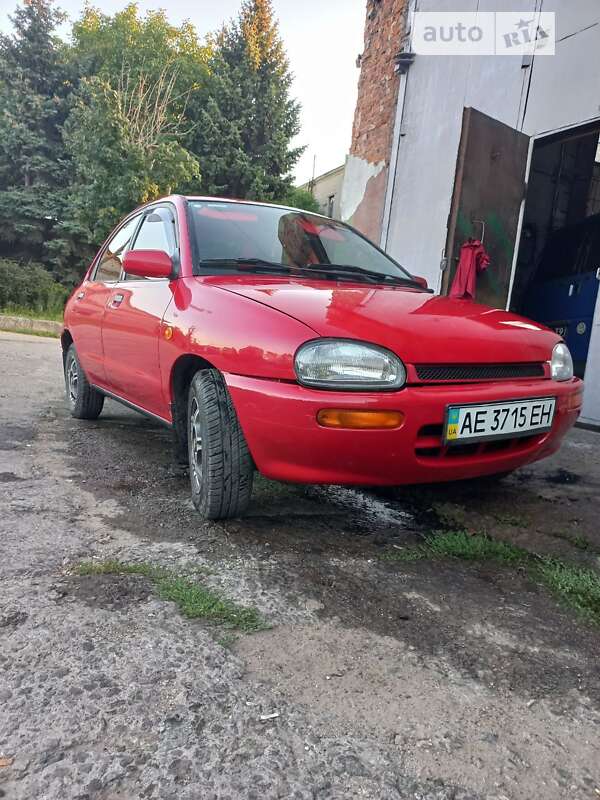 1993 mazda 121